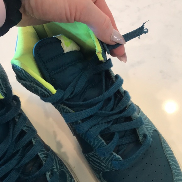 Sold - Picture 6 of 7